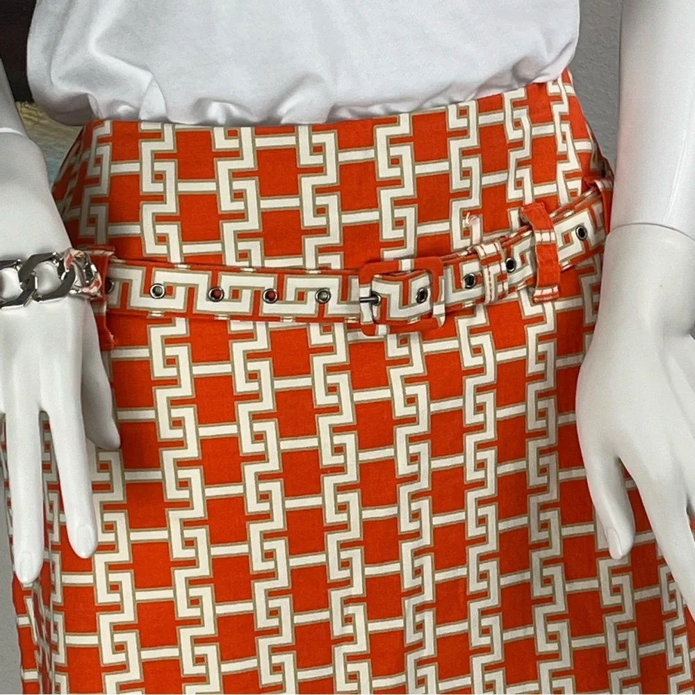 VINTAGE 🔥Tommy Hilfiger🔥 Abstract Belted Skirt Size 6 - Picture 7 of 11